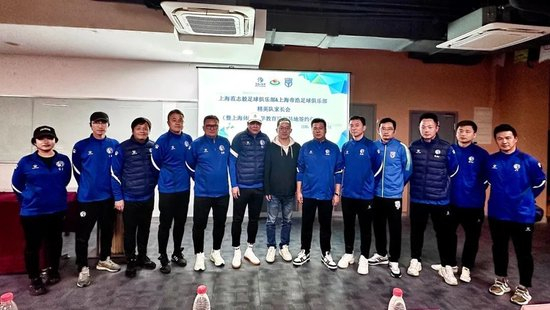 专业PA国际厅每天有超过30%的用户通过手机进行登录服务