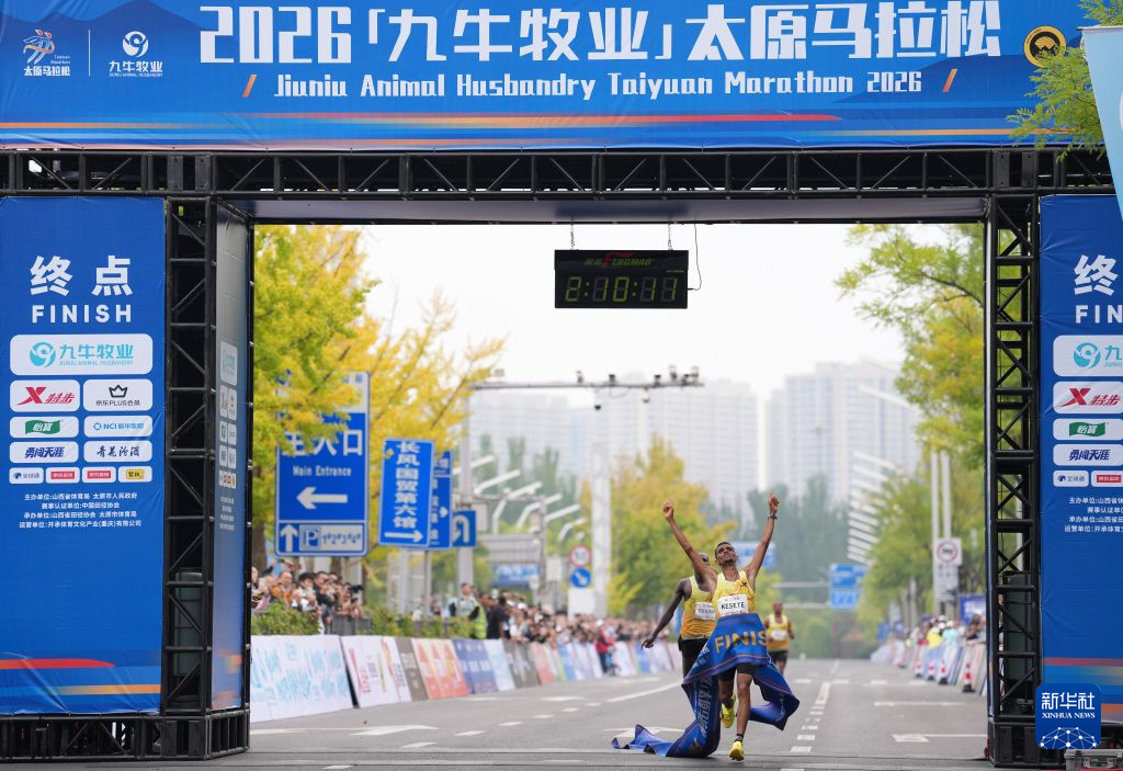 PA国际厅每天有超过30%的用户通过手机进行登录图片展示